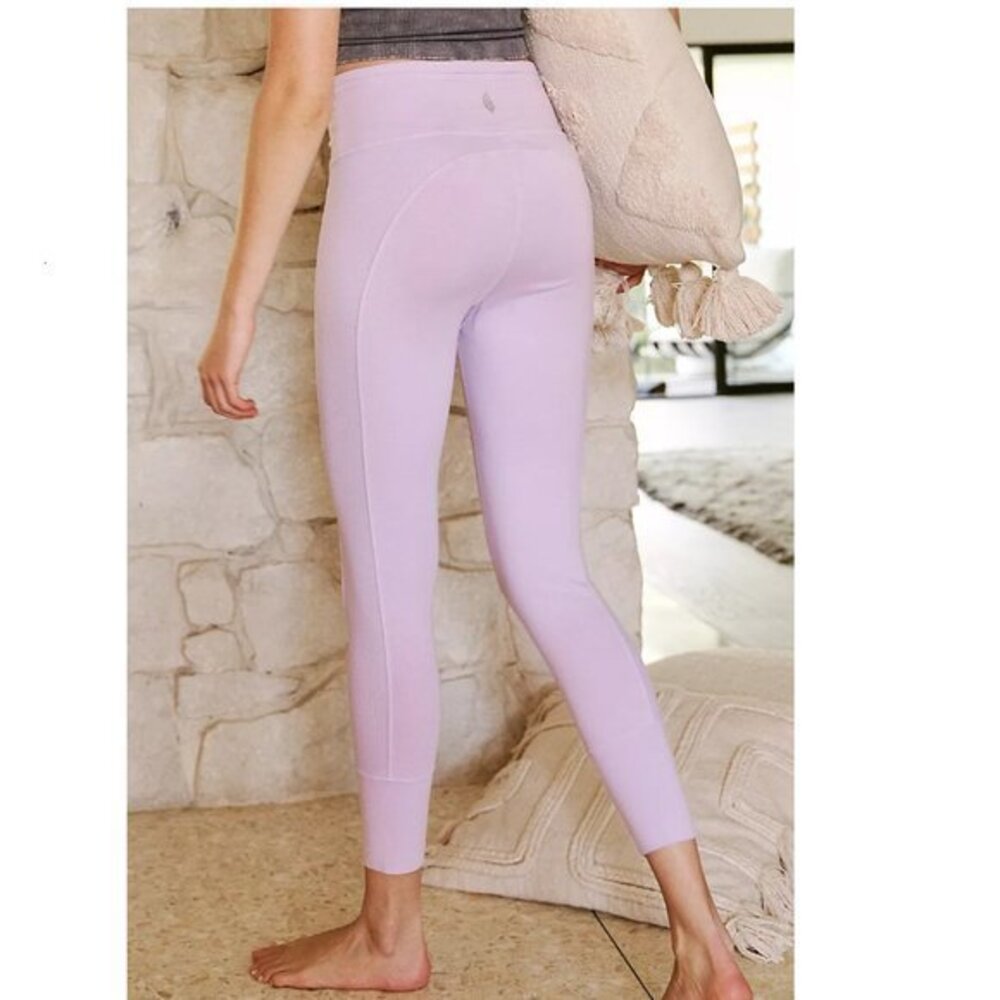 NWOT Free People Hot Shot Legging in Pink Orchid. XS